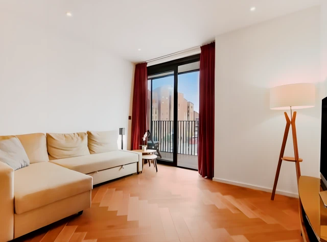 2 Beds 2 Baths