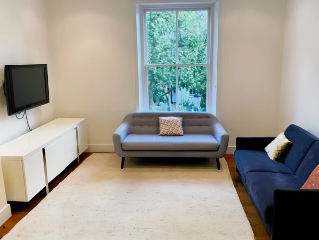 3 Beds 2 Baths