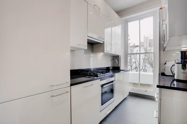 3 Beds 2 Baths
