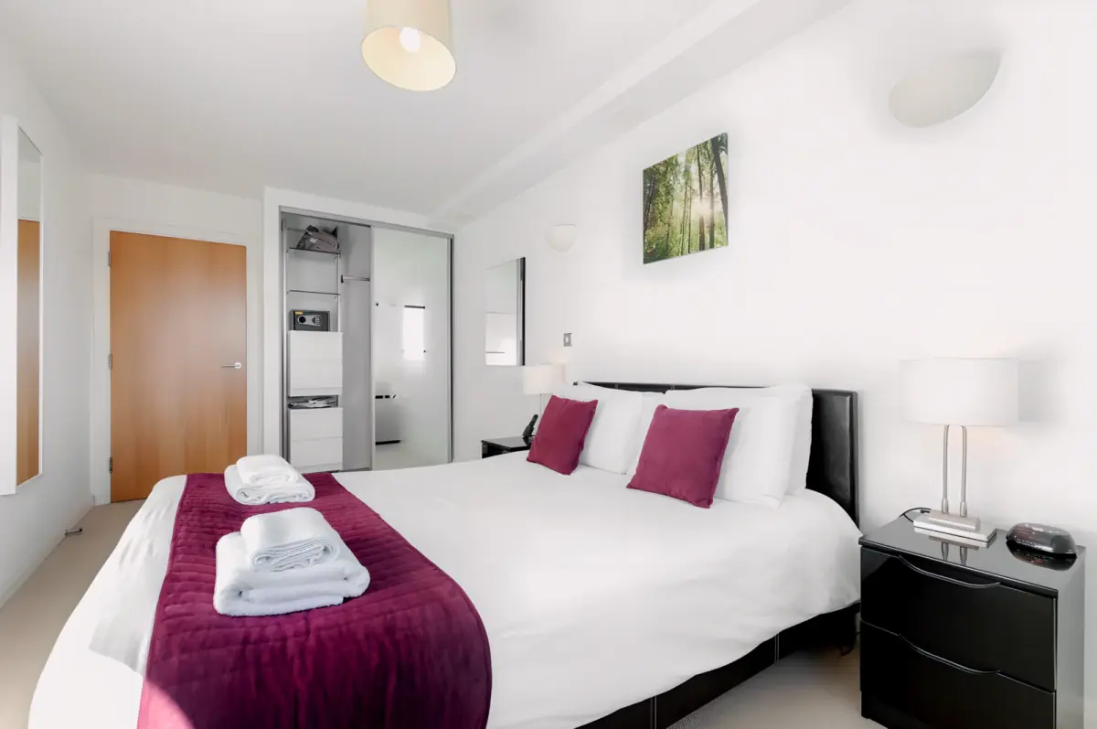 One Bedroom Apartment