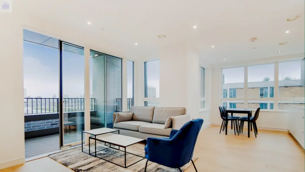 2 Rooms view 1