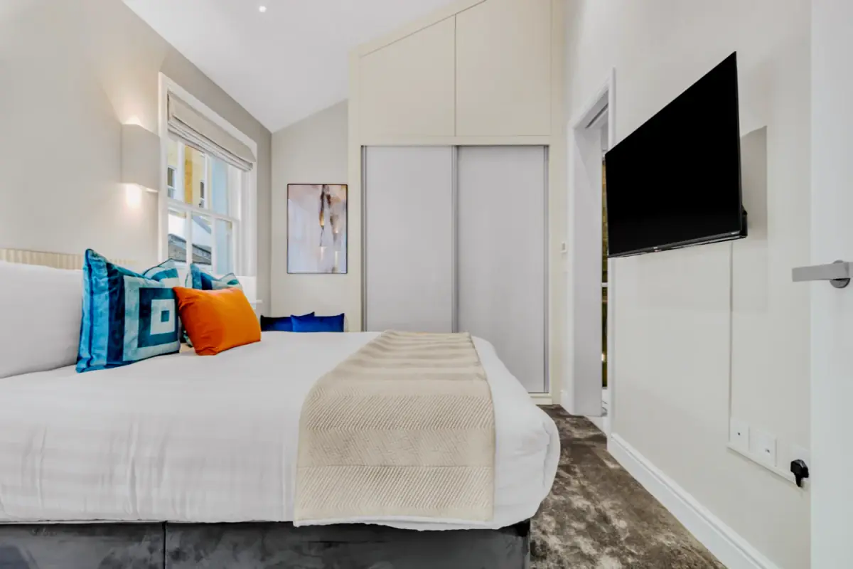Property resident preview 7