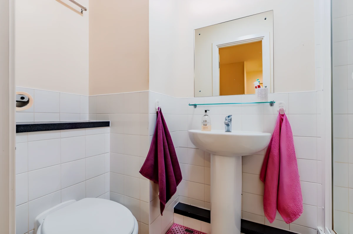 Ensuite Rooms view 1