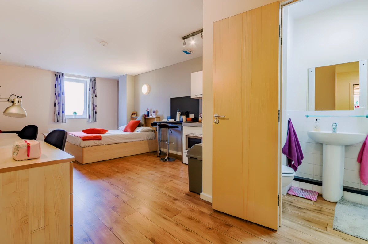 Property resident preview 6