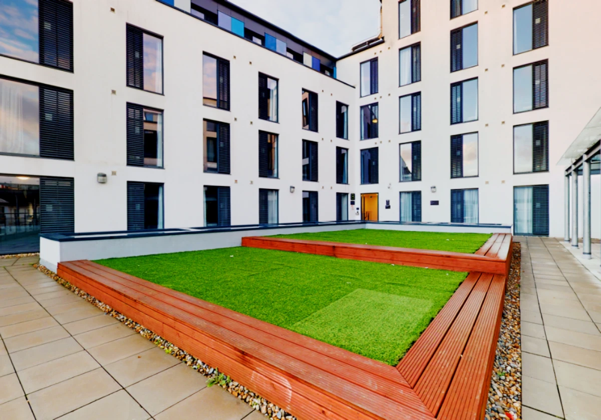 iQ Abacus House, Brighton BN1 4JN