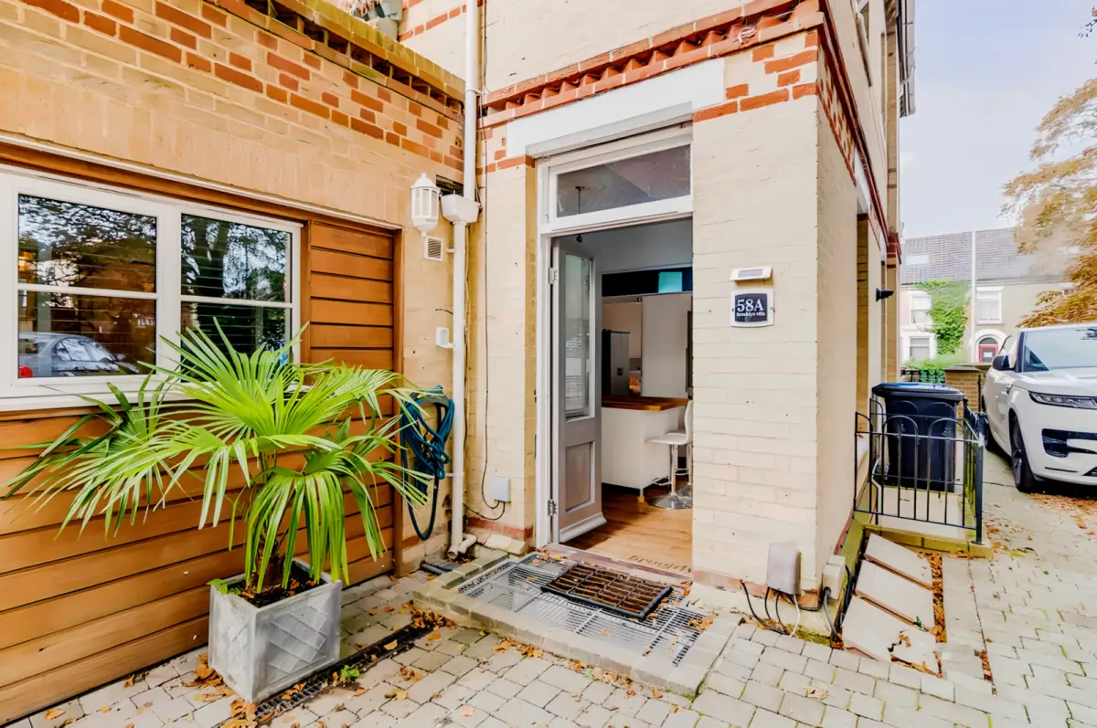 58A Earlham Road