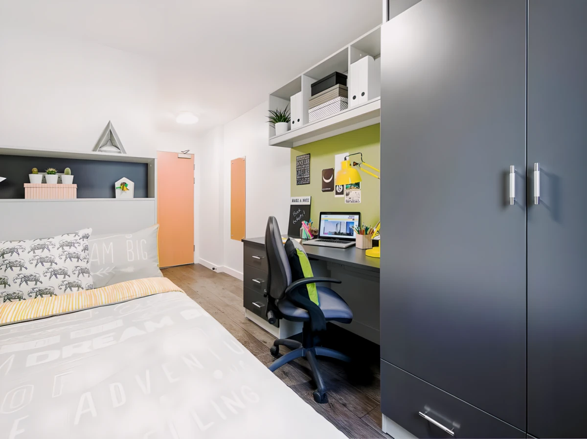 Ensuite Rooms view 3