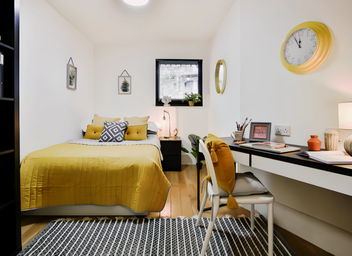 Classic 4 Bed Apartment