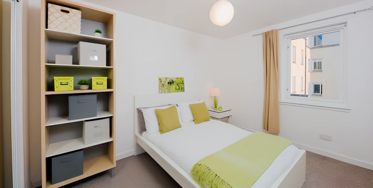 Premium – 2 Bed Maisonette With Study