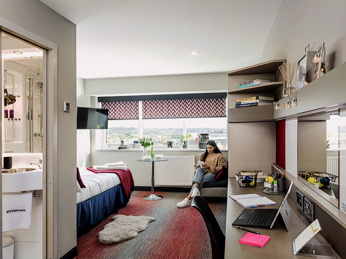 Property resident preview 5