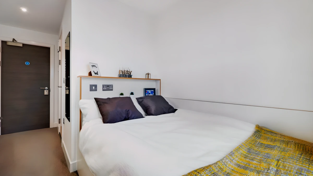 Property resident preview 4