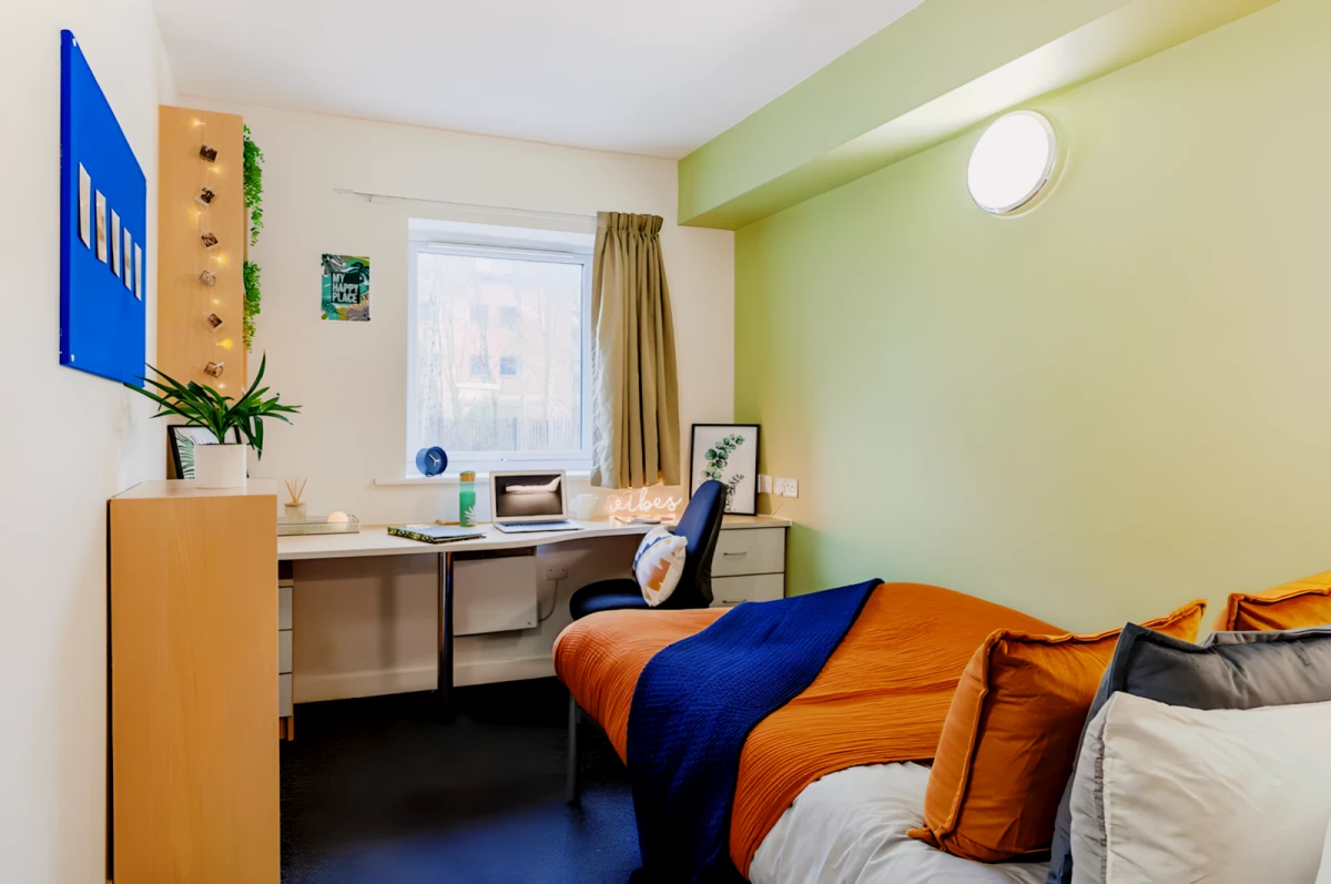 Ensuite