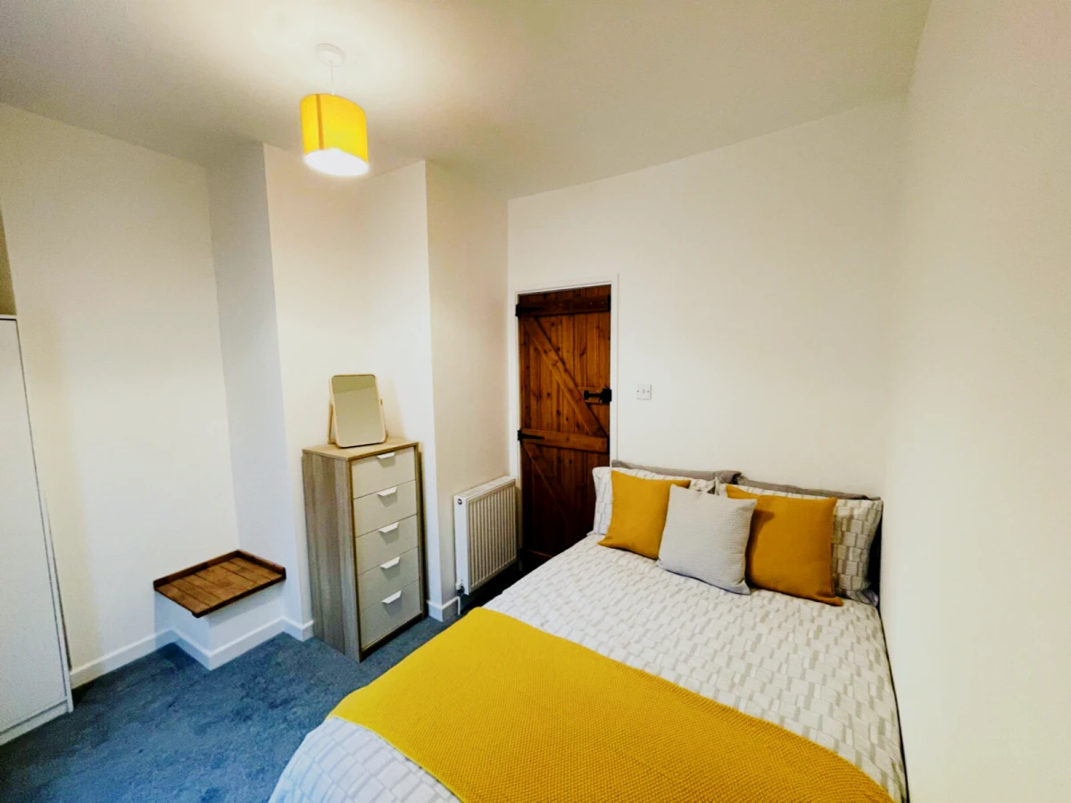 2 Bed 1 Bath