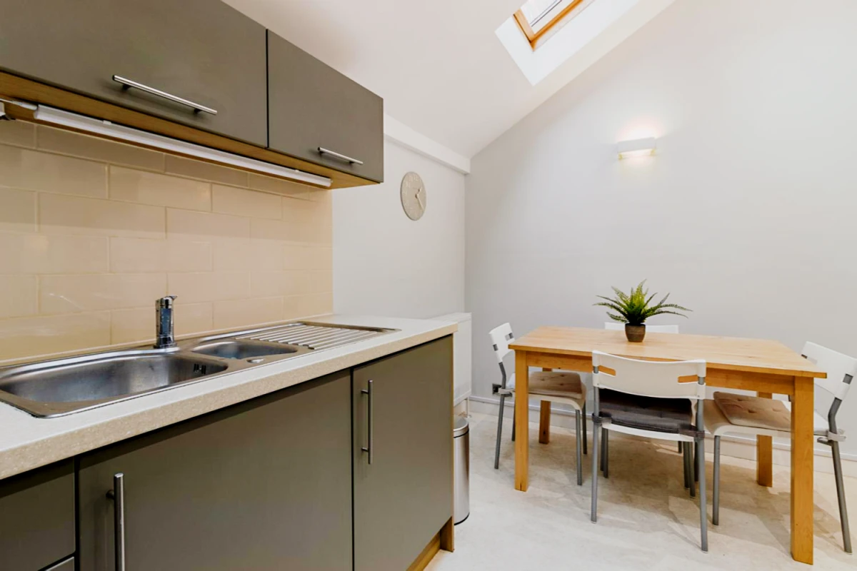2 Bed 1 Bath