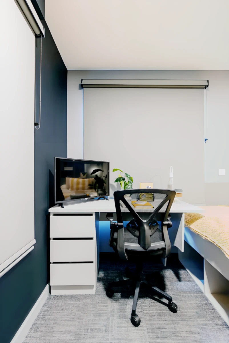 Deluxe Studio