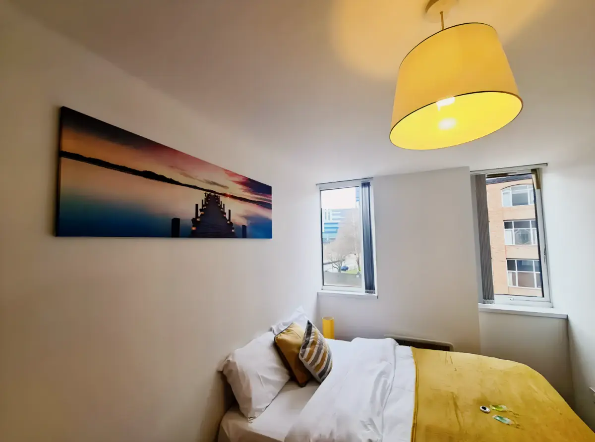 2 Rooms view 1