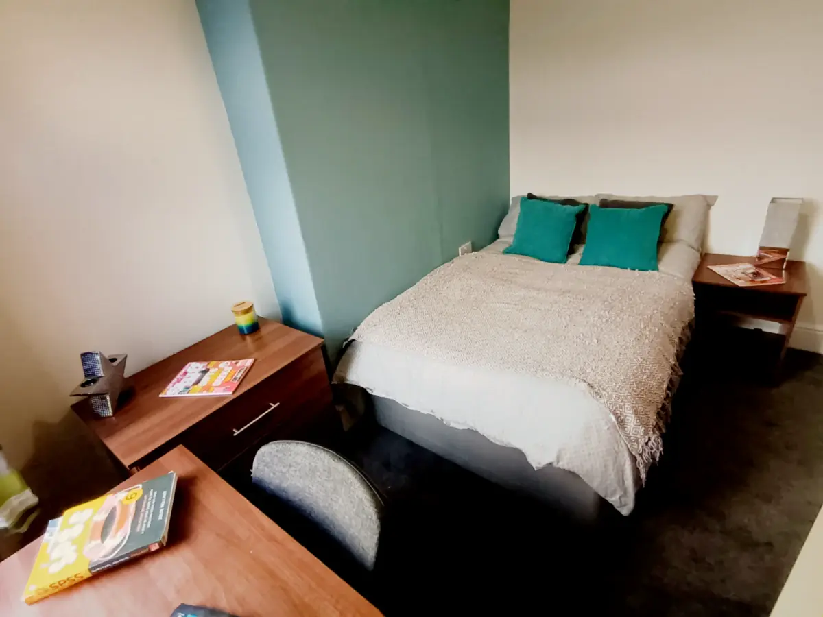 4bedrooms house-First Floor Middle
