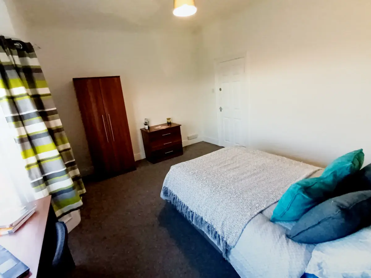 4bedrooms house-First Floor Front