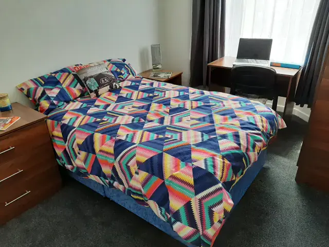 4 Rooms view 3