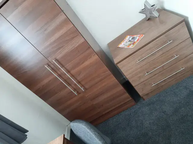 4 Rooms view 2