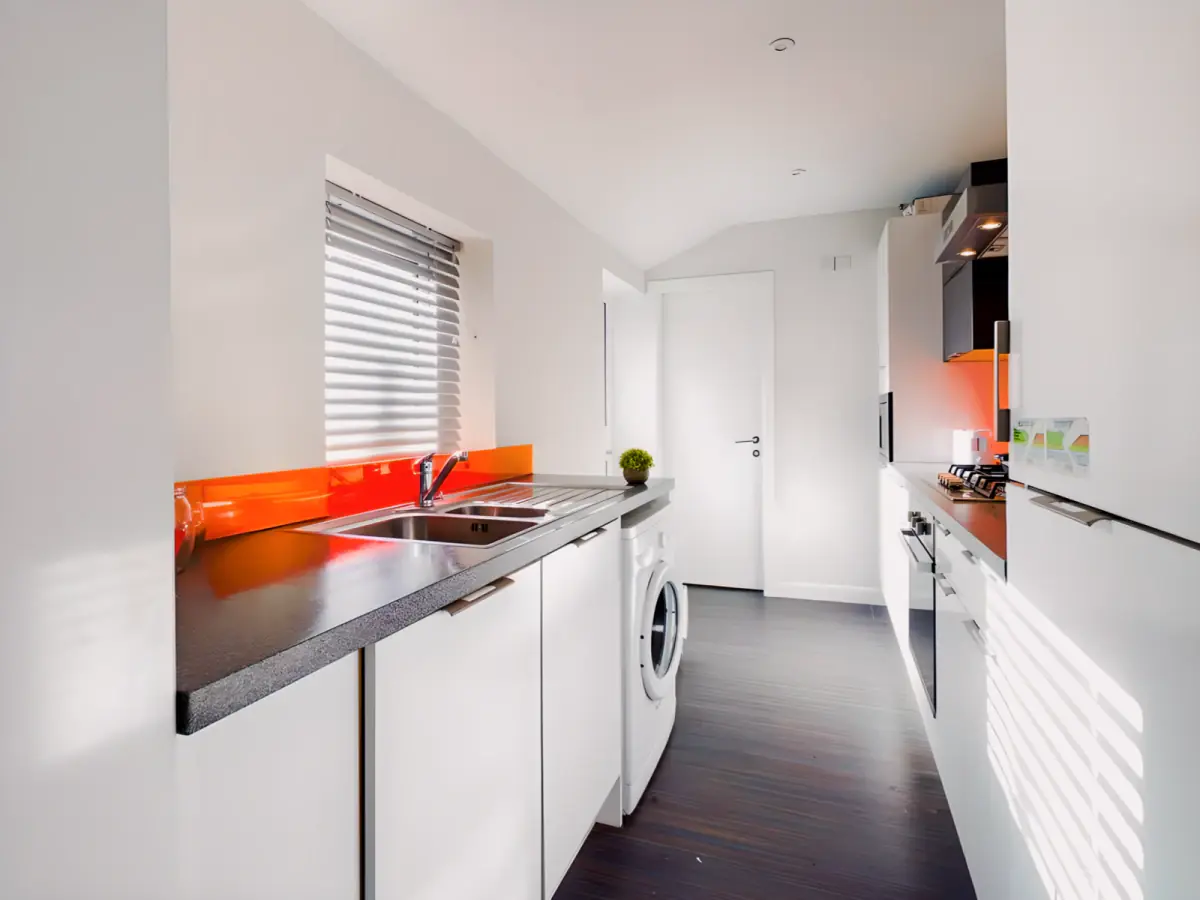 4 Bed 1 Bath