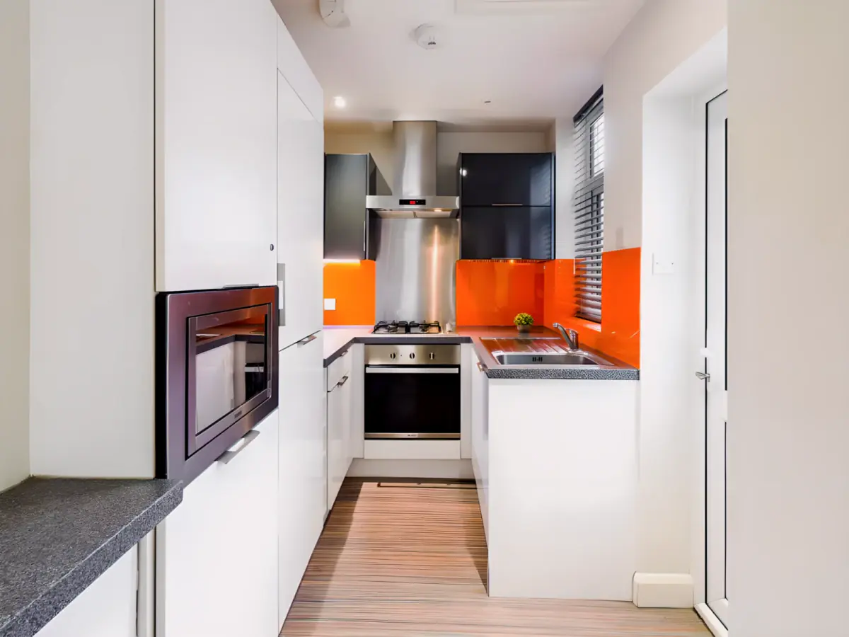 4 Bed 1 Bath