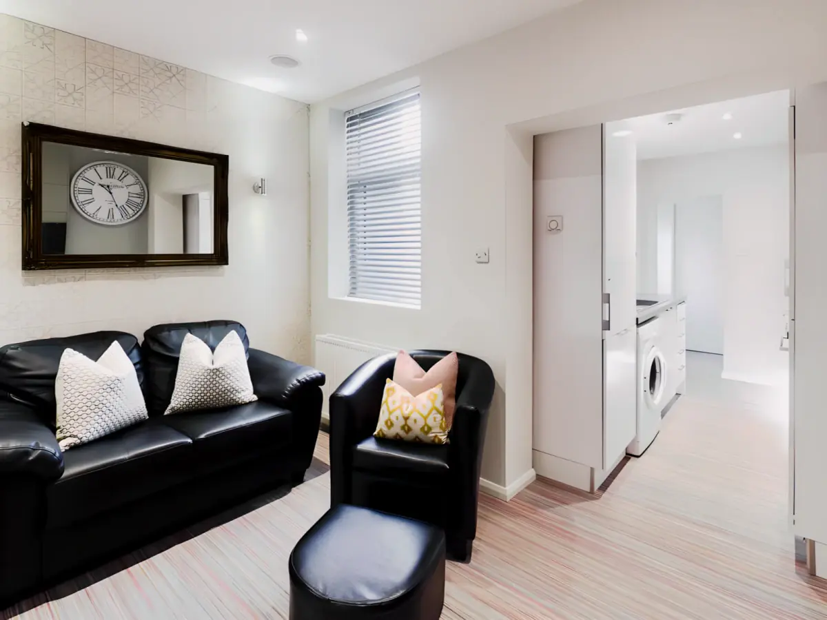 4 Bed 1 Bath