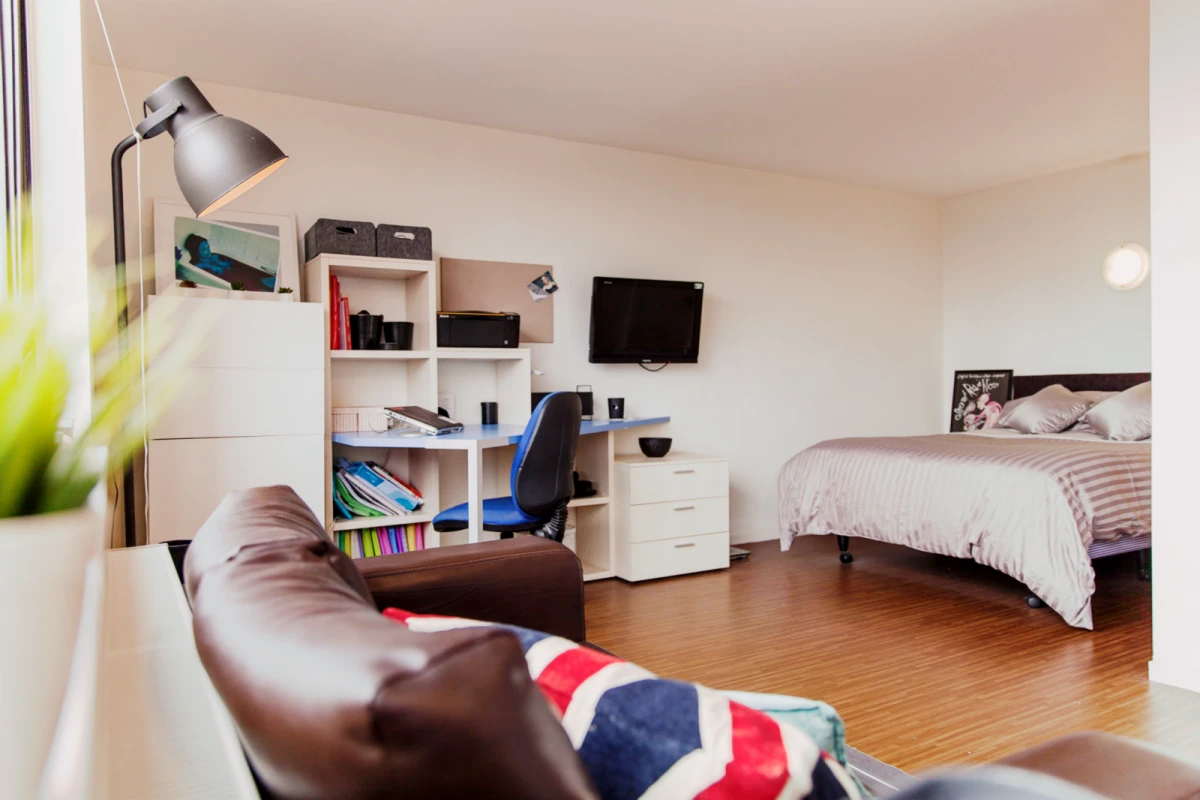 Studio Rooms view 2