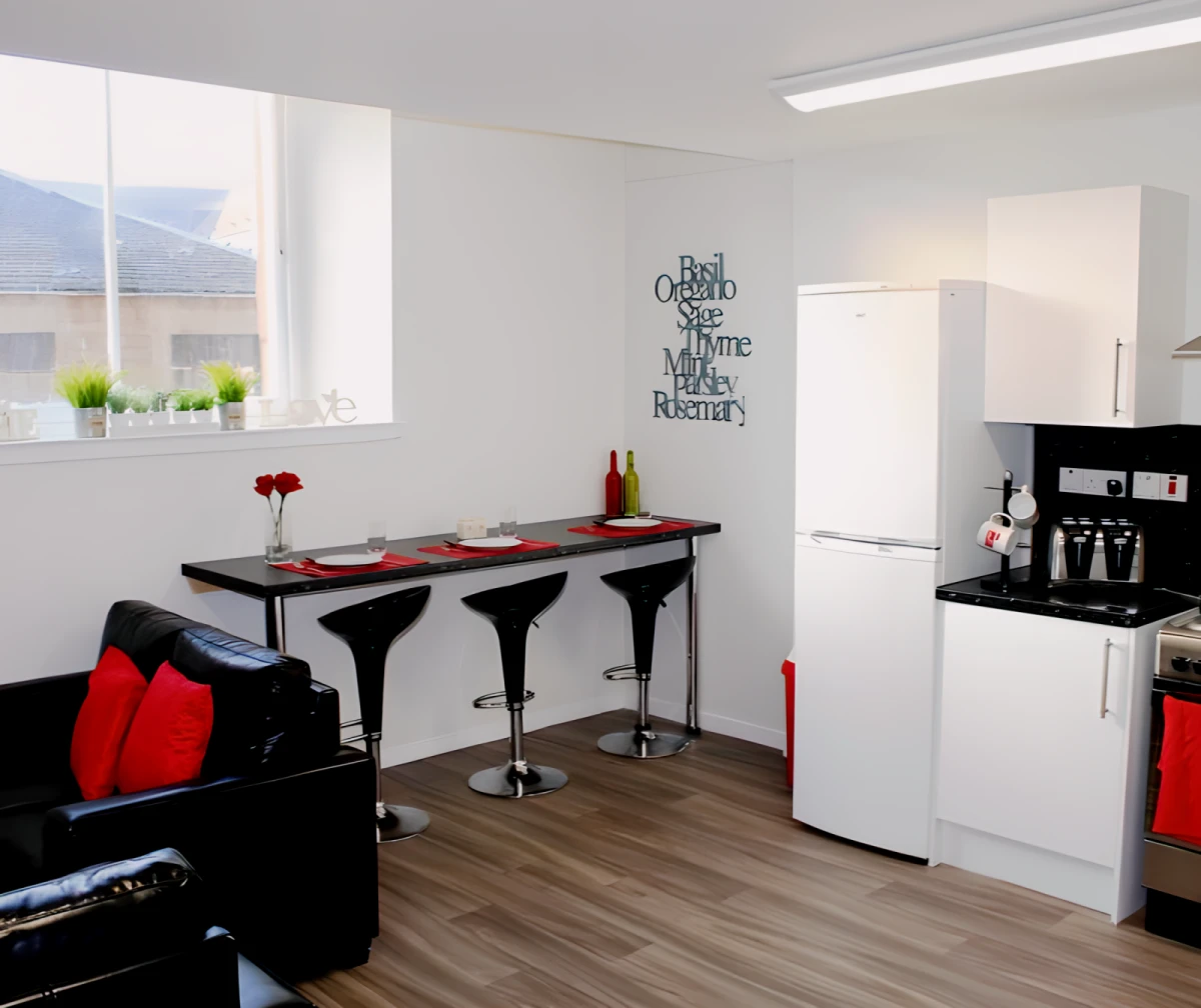 3 Bed Flat