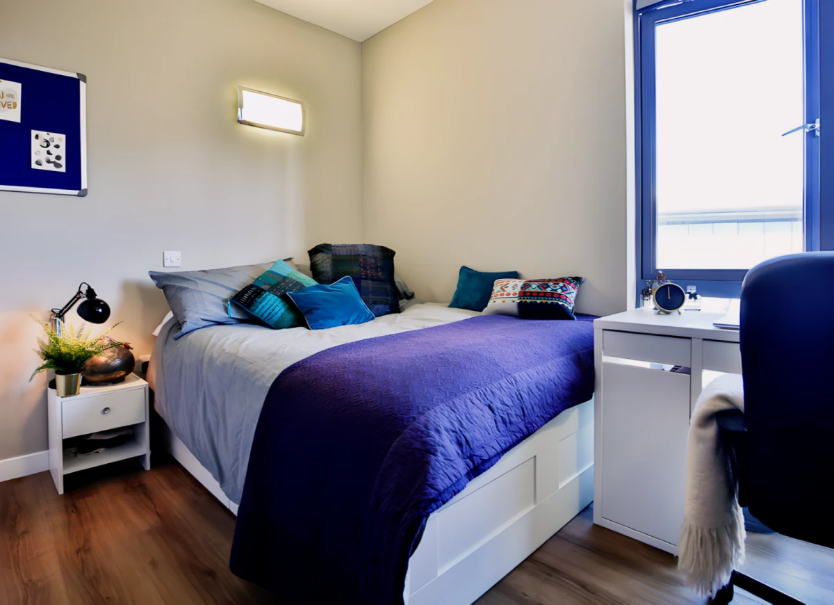 Classic Smaller 2 Bed Apartment