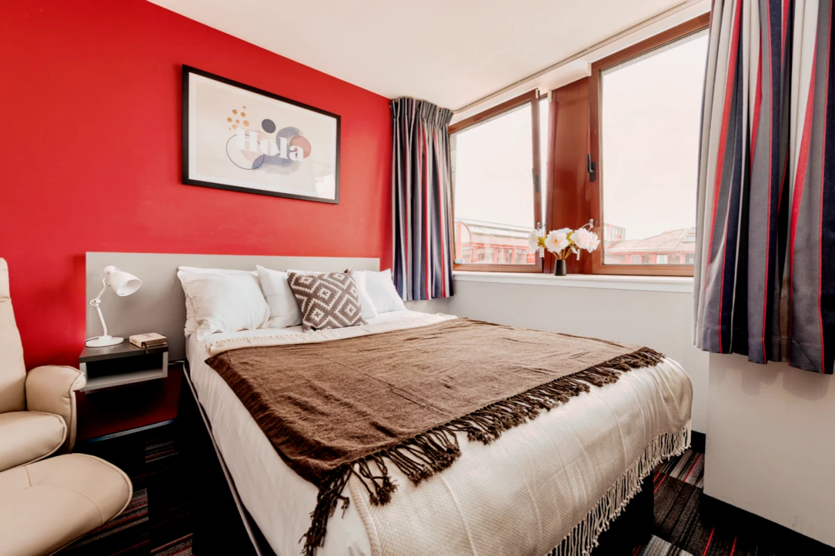 Studio Rooms view 3