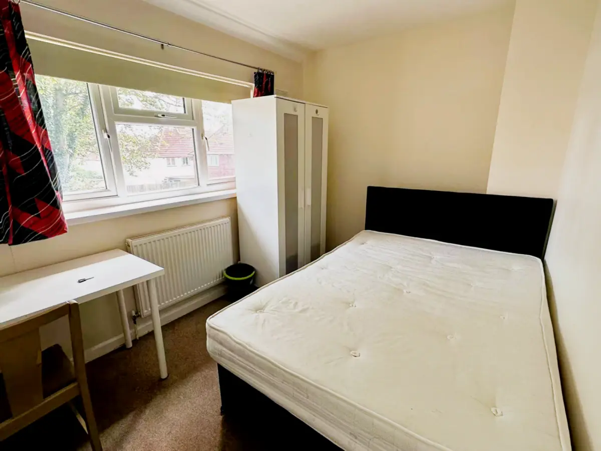 Entire Place·4B2B···Anslow Avenue