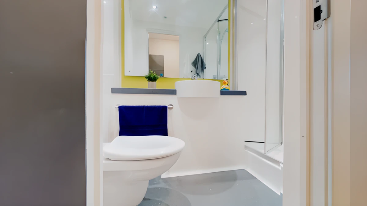 7 Bed Premium En-suite
