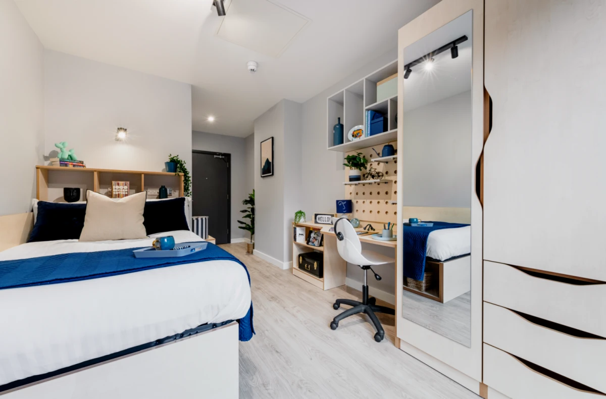 7 Bed Premium Ensuite