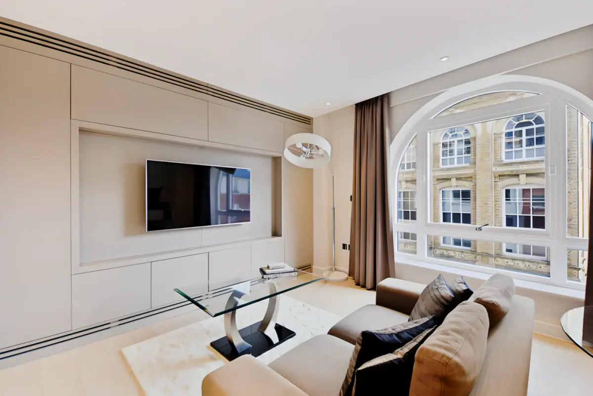 2 Rooms view 1