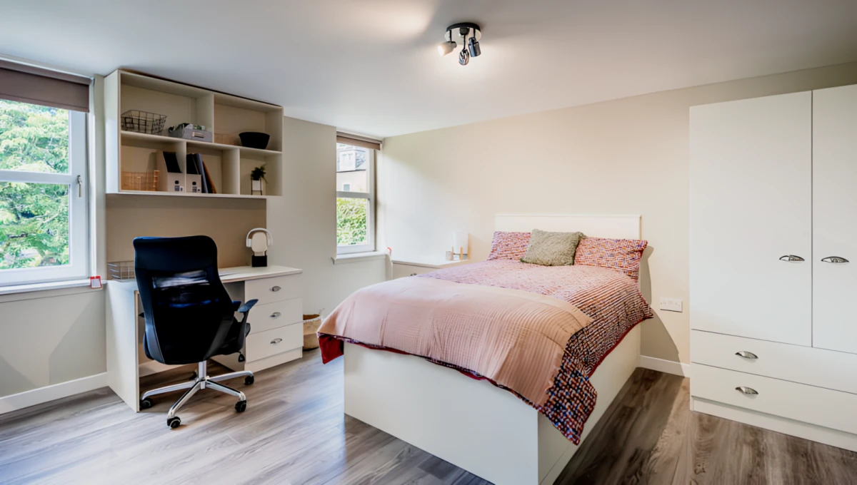 Studio Rooms view 1