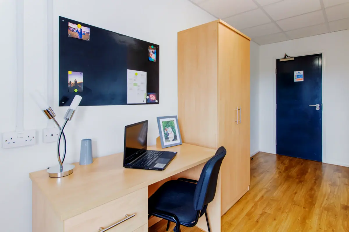 Ensuite