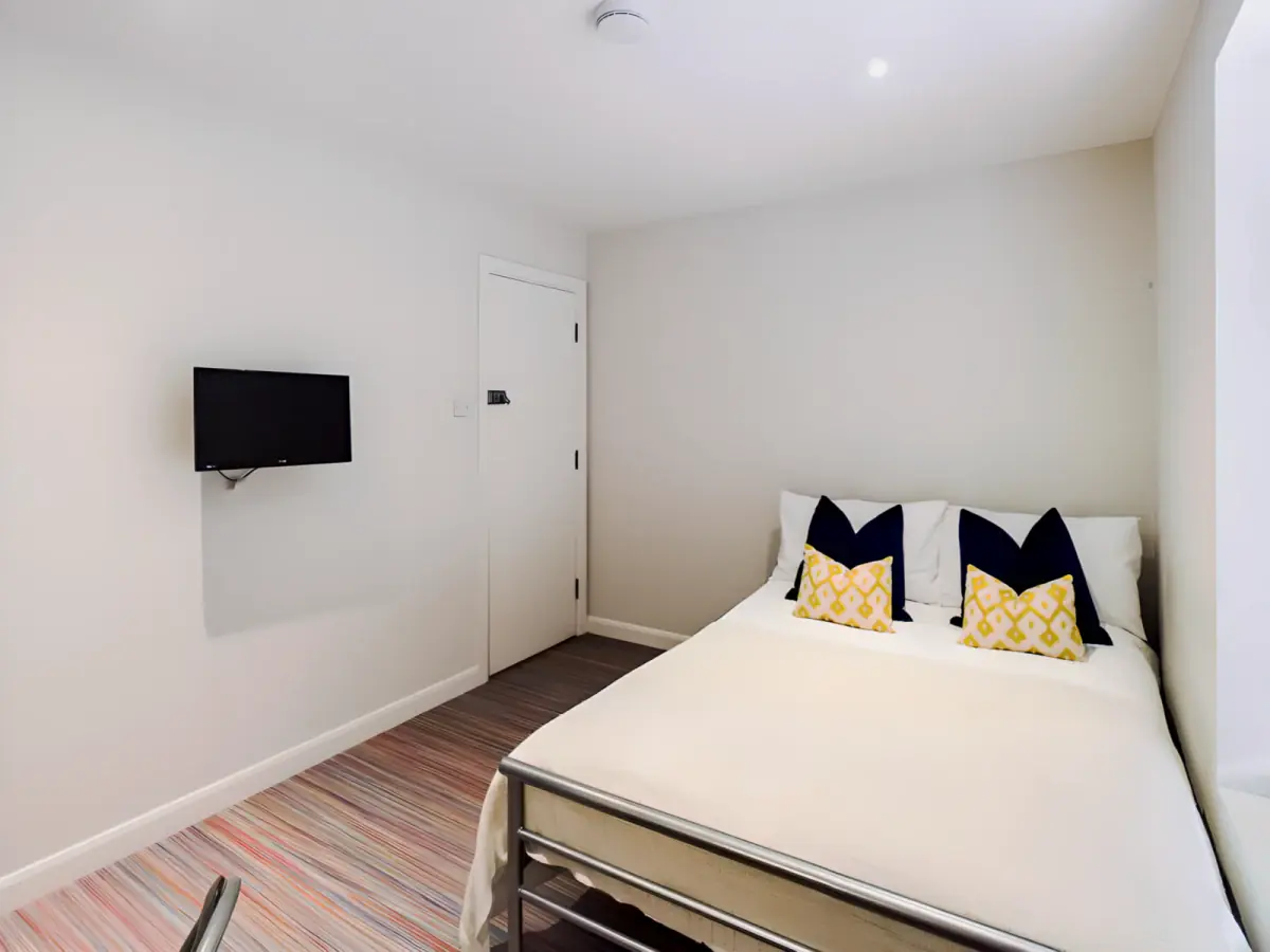 4 Bed 1 Bath