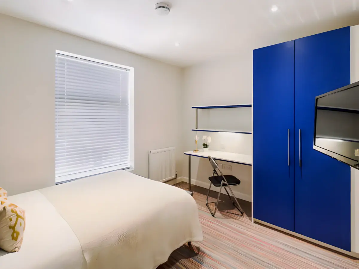 4 Bed 1 Bath