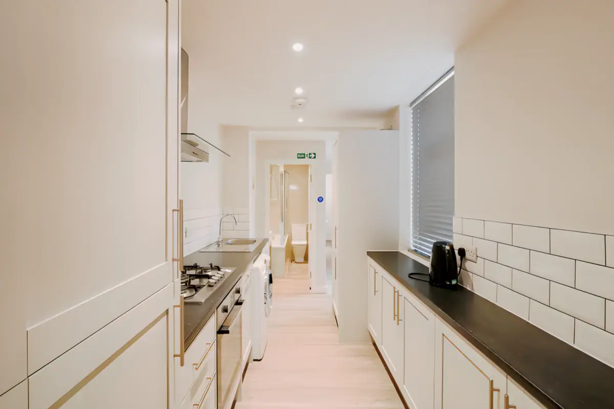 5 Bed 1 Bath