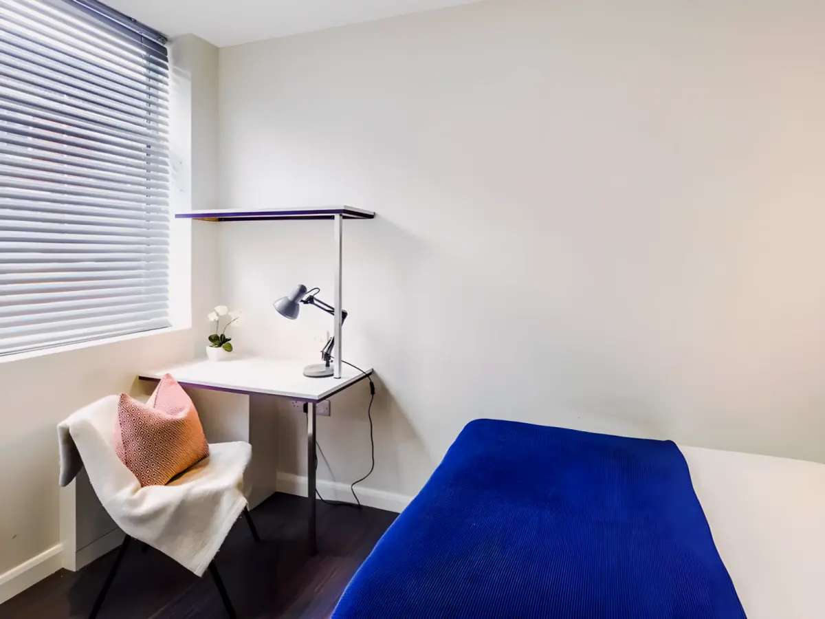 4 Bed 1 Bath
