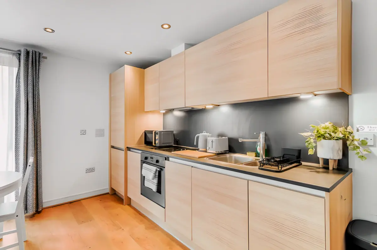 1 Bedrooms 1 Bathroom