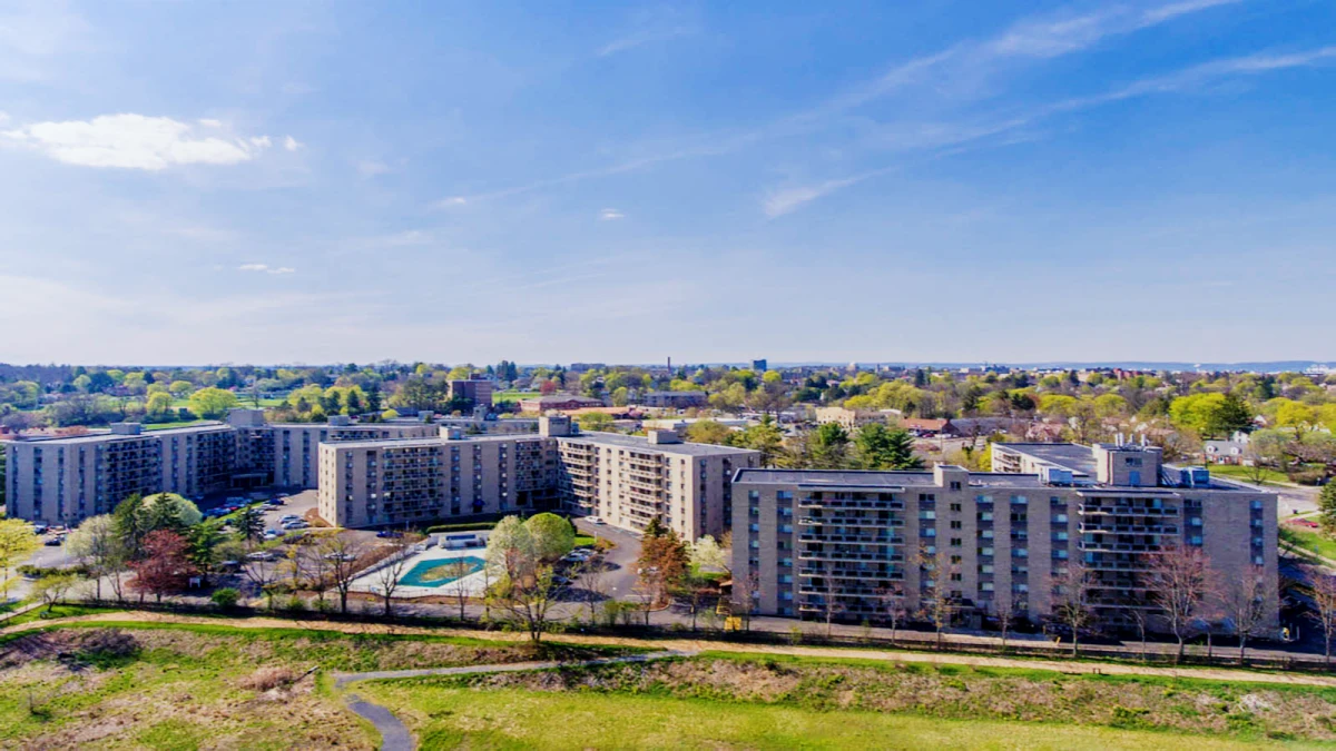 Parkway Plaza