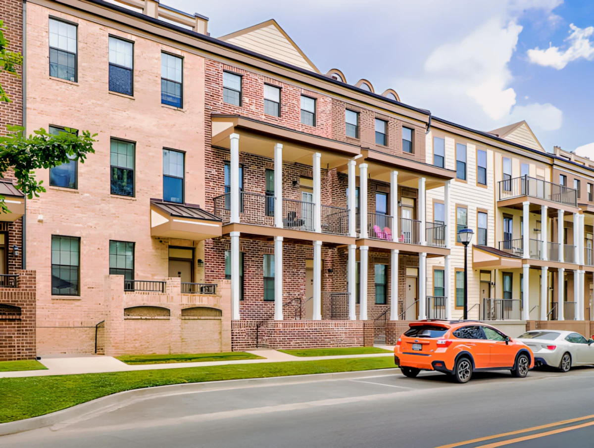The Betty  Apartments