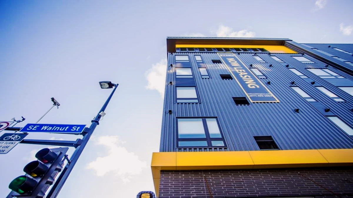 700 Washington