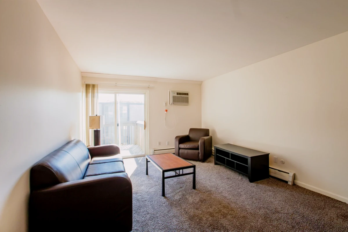 Eden Roc Apartments