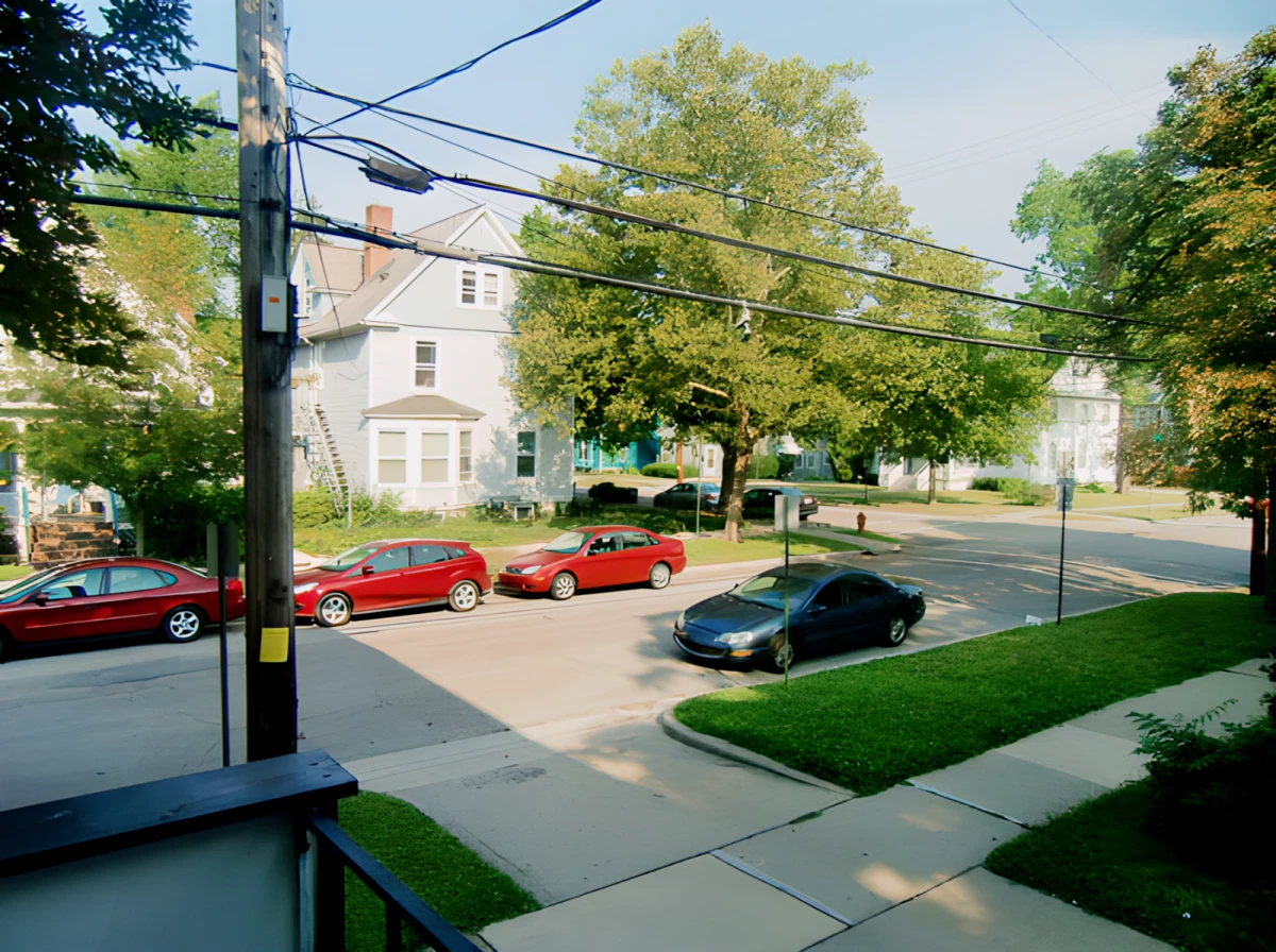214 North Thayer