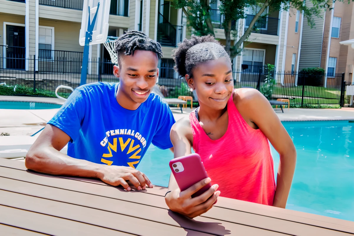 Centennial Court Apartments- Student Housing