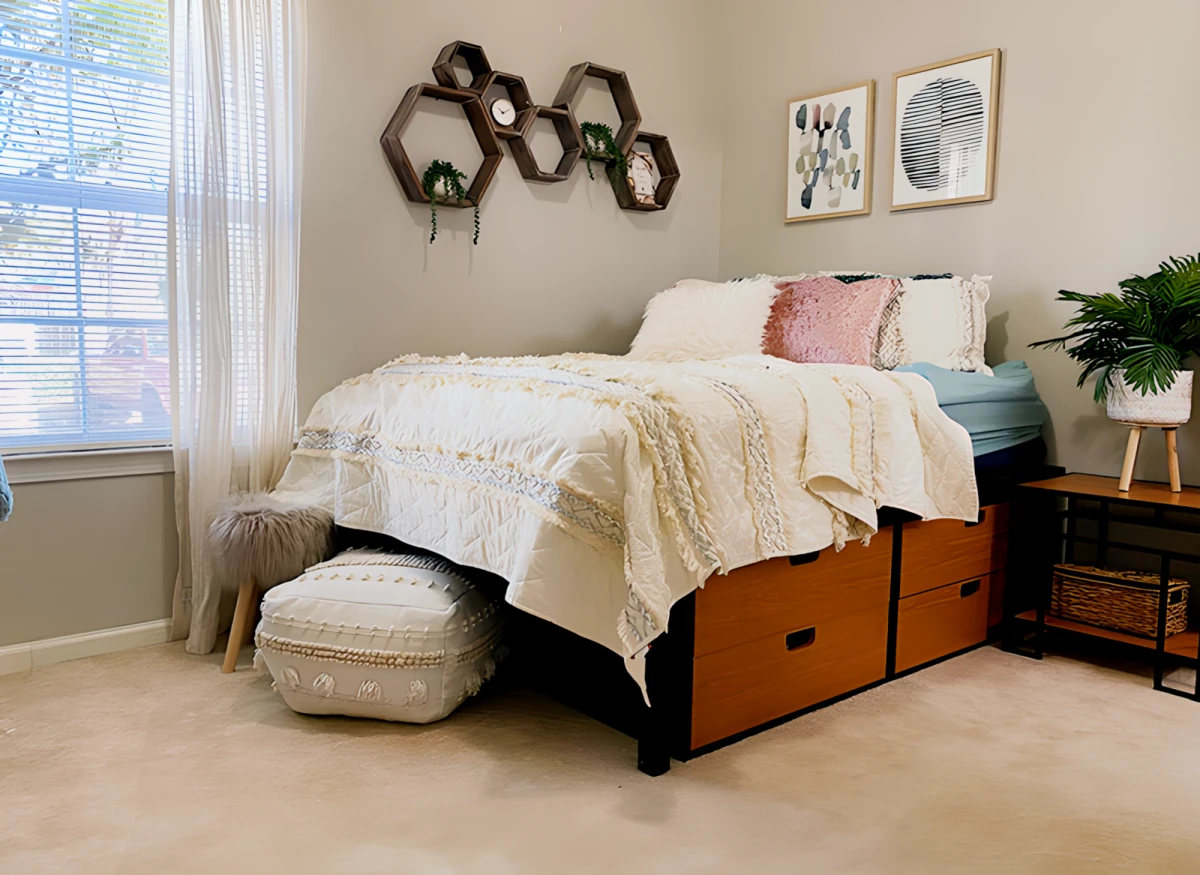 2 Bed 2 Bath