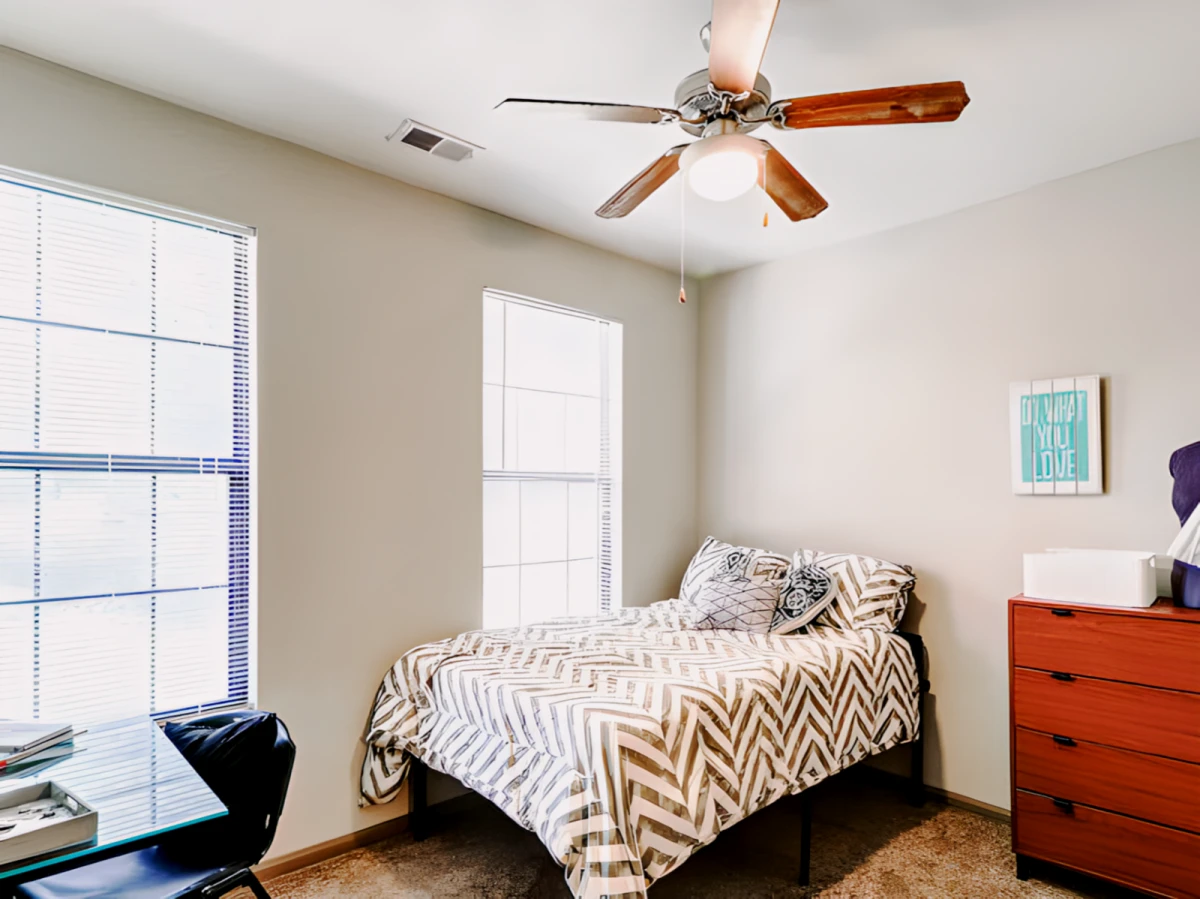 The Betty  Apartments